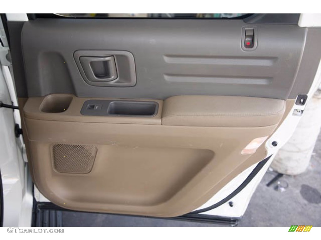 2007 Ridgeline RTS - White / Black photo #28