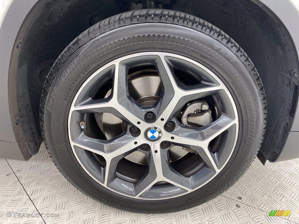 2018 X1 sDrive28i - Alpine White / Black photo #8