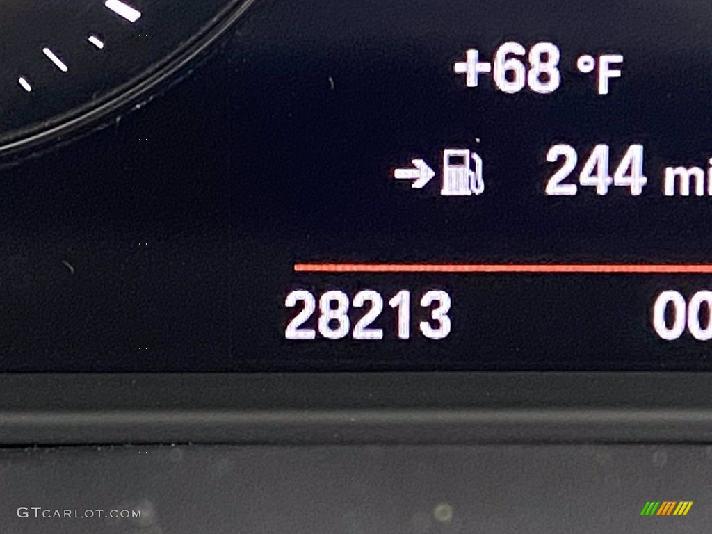 2018 X1 sDrive28i - Alpine White / Black photo #22