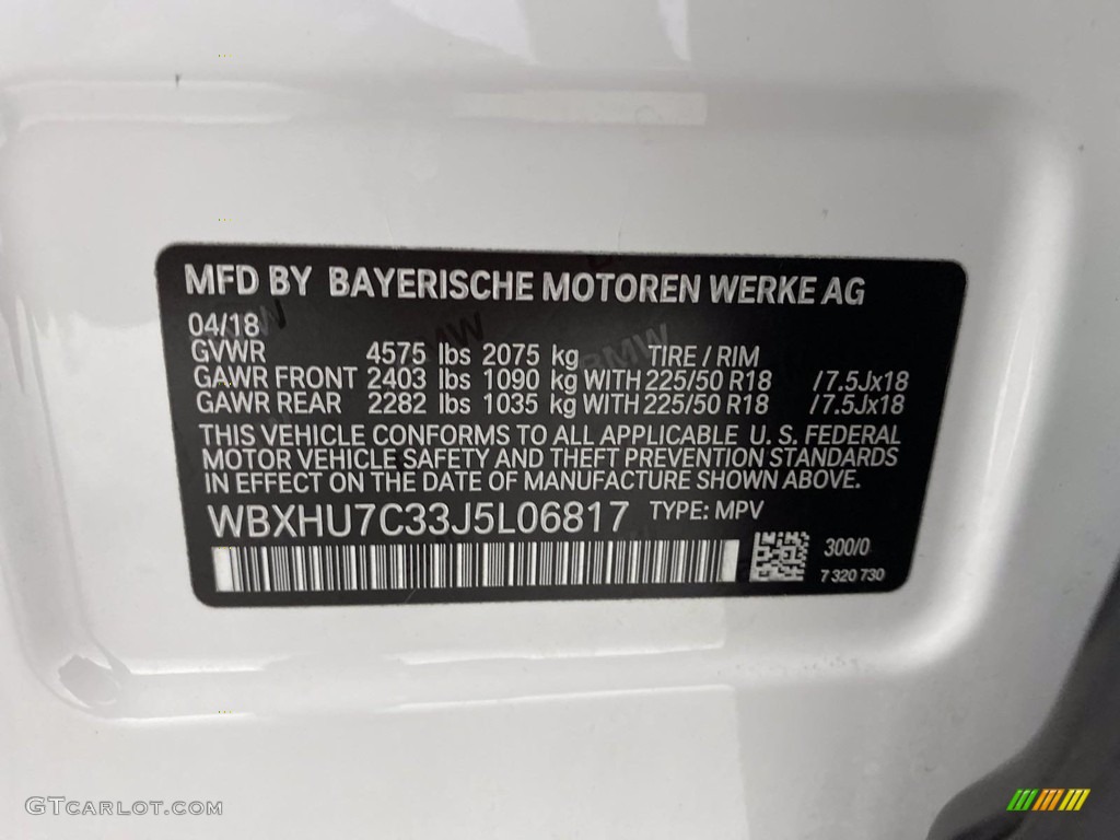 2018 X1 sDrive28i - Alpine White / Black photo #36