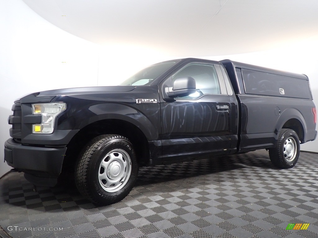 2016 F150 XL Regular Cab 4x4 - Shadow Black / Medium Earth Gray photo #8
