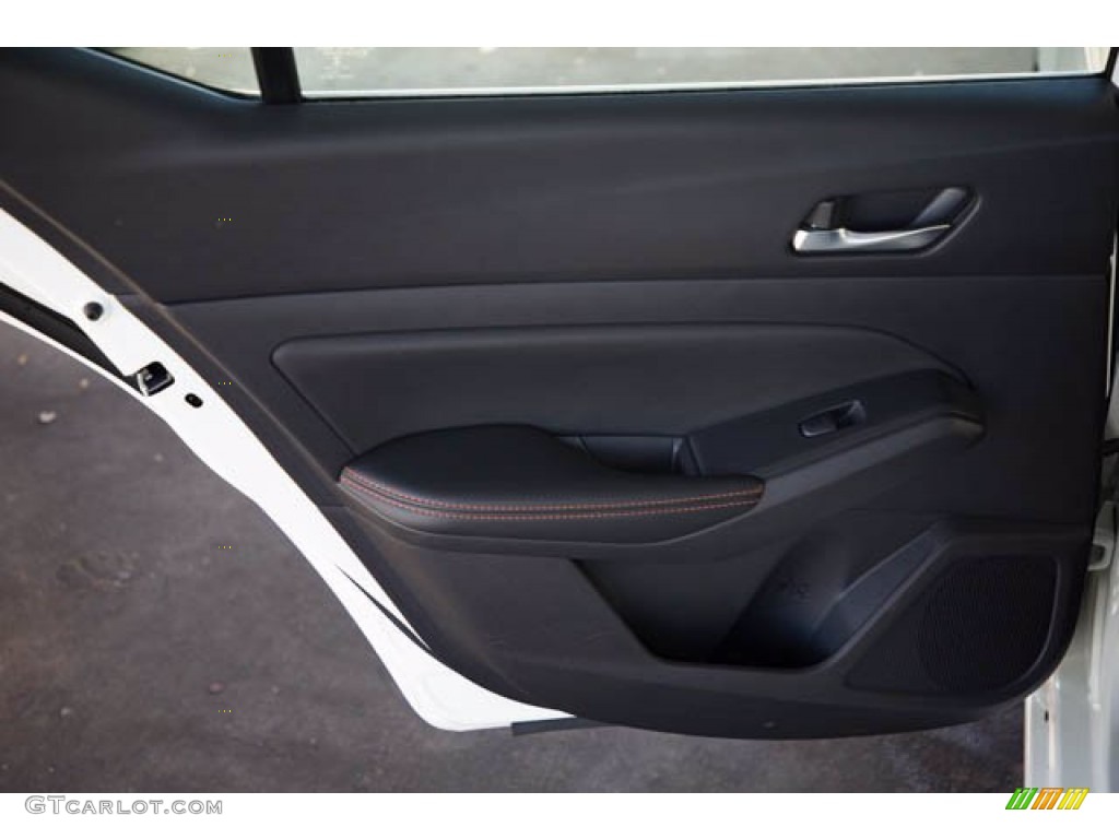 2020 Altima SR - Glacier White / Charcoal photo #29