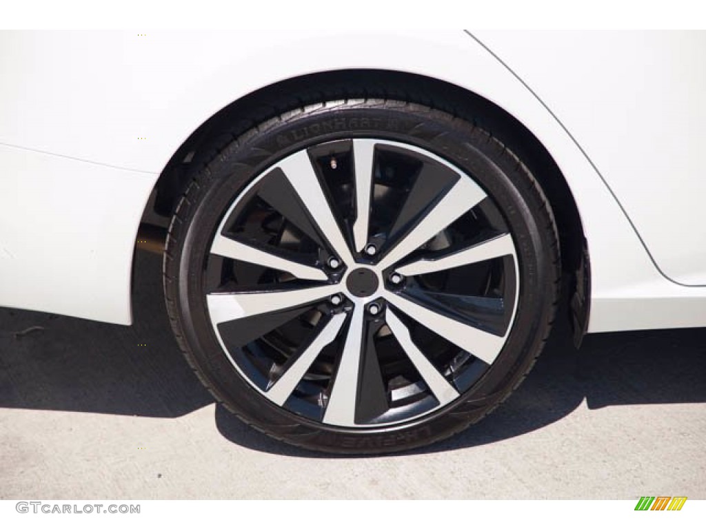 2020 Altima SR - Glacier White / Charcoal photo #33