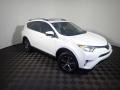 Super White - RAV4 XLE Photo No. 3