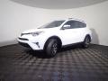 Super White - RAV4 XLE Photo No. 8