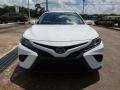 2019 Super White Toyota Camry SE  photo #9
