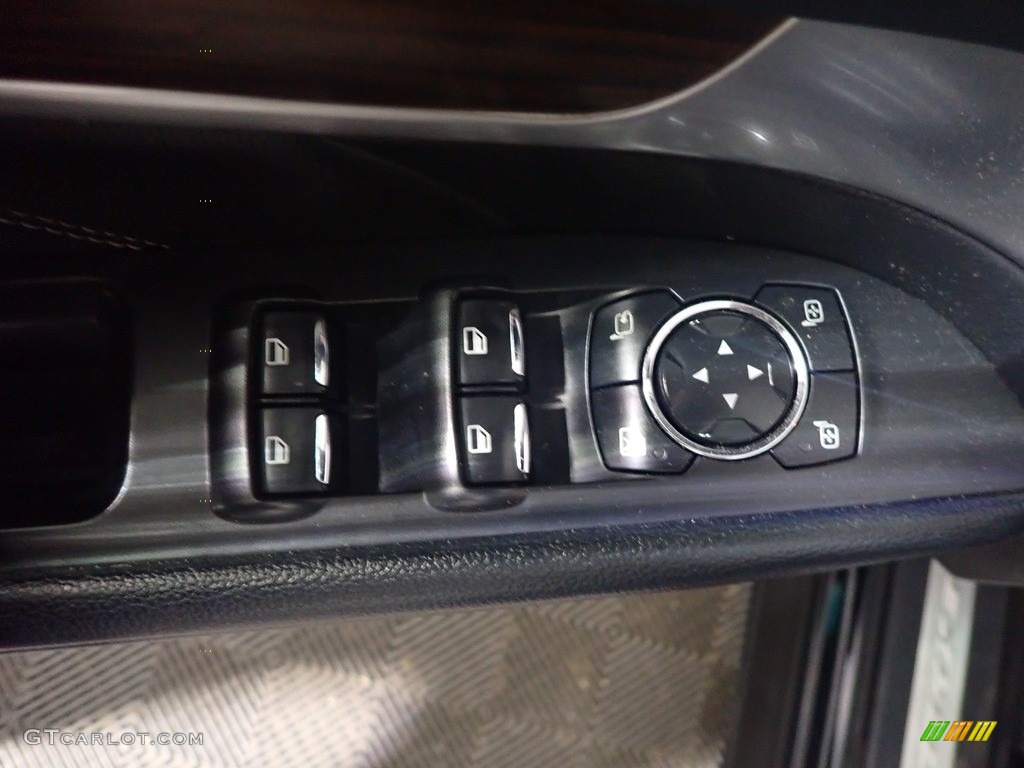 2016 Explorer Limited 4WD - Shadow Black / Ebony Black photo #25