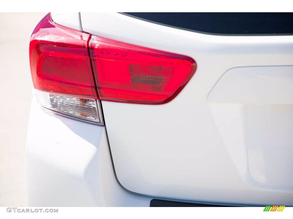 2019 Crosstrek 2.0i Premium - Crystal White Pearl / Gray photo #10