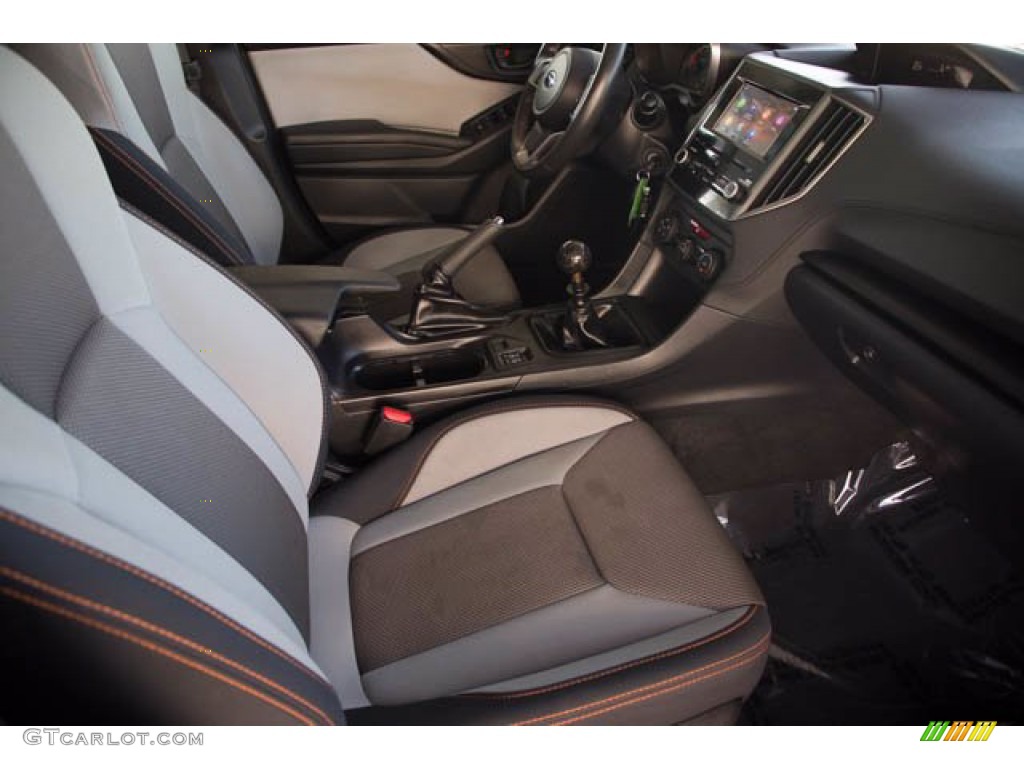 2019 Crosstrek 2.0i Premium - Crystal White Pearl / Gray photo #22