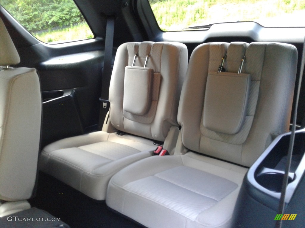 2018 Ford Explorer FWD Rear Seat Photos