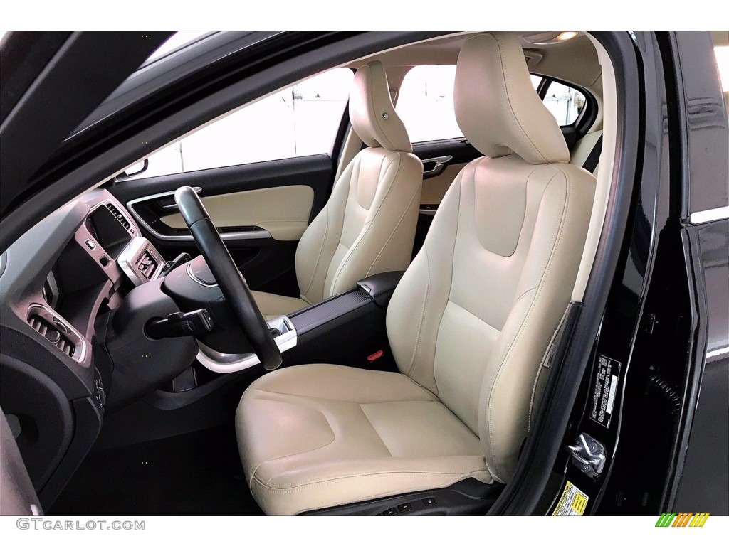 Beige Interior 2018 Volvo S60 T5 Inscription Photo #142096004