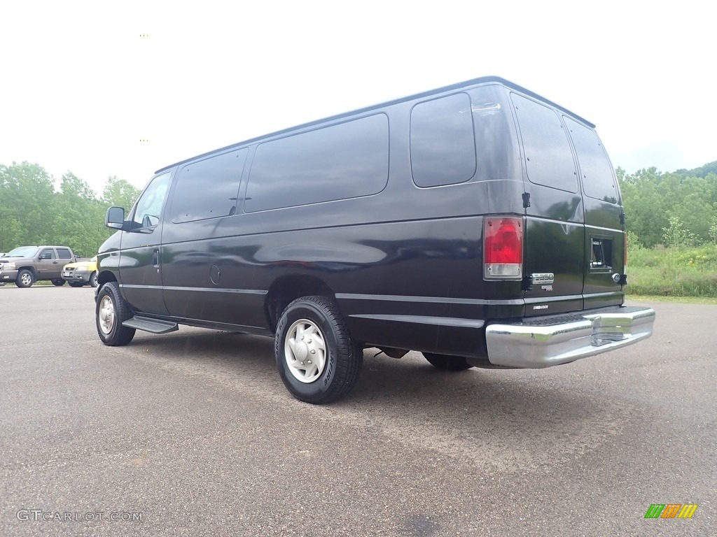 2006 E Series Van E350 XLT 15 Passenger - Black / Medium Flint Grey photo #9