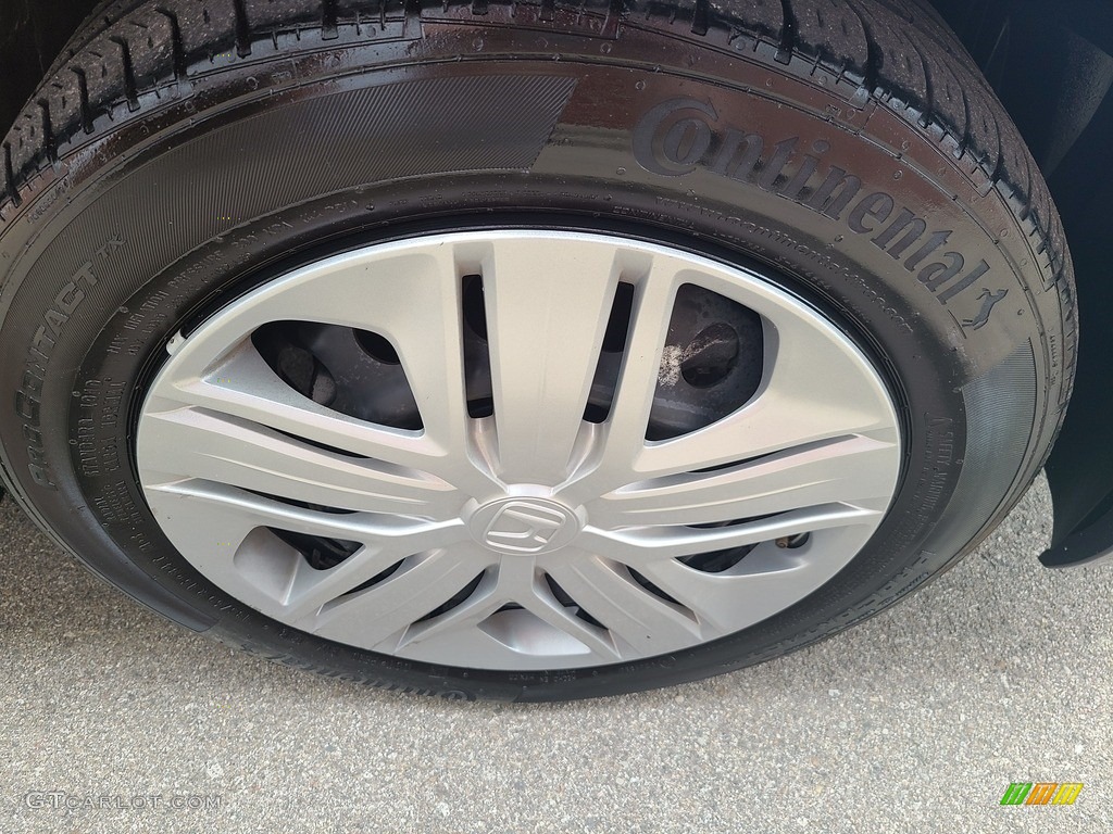 2018 Honda Fit LX Wheel Photos
