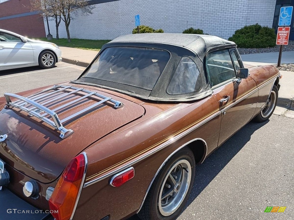 Brown 1980 MG MGB Mark III Exterior Photo #142100051