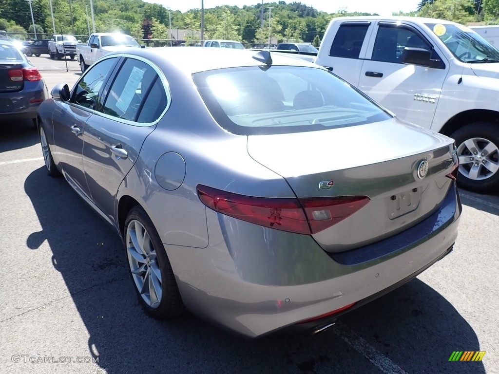 2017 Giulia AWD - Stromboli Gray Metallic / Black photo #4