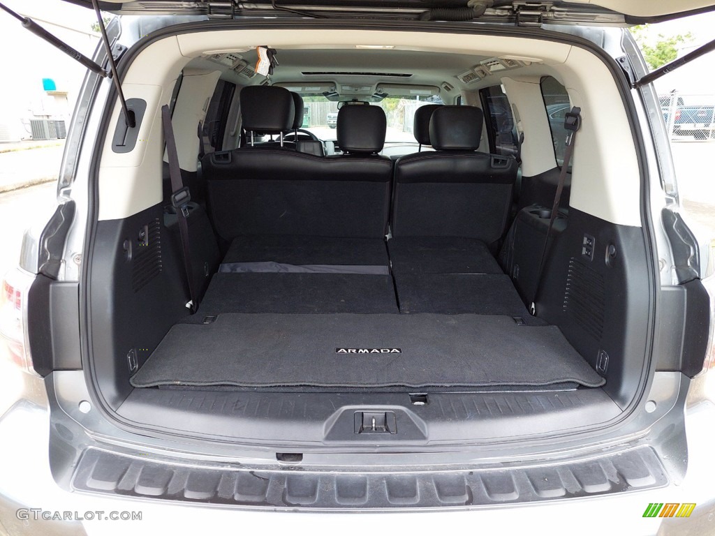 2018 Nissan Armada SL Trunk Photo #142103852