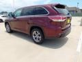 2016 Ooh La La Rouge Mica Toyota Highlander LE  photo #8