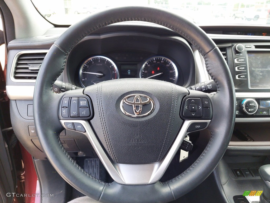 2016 Toyota Highlander LE Black Steering Wheel Photo #142104110