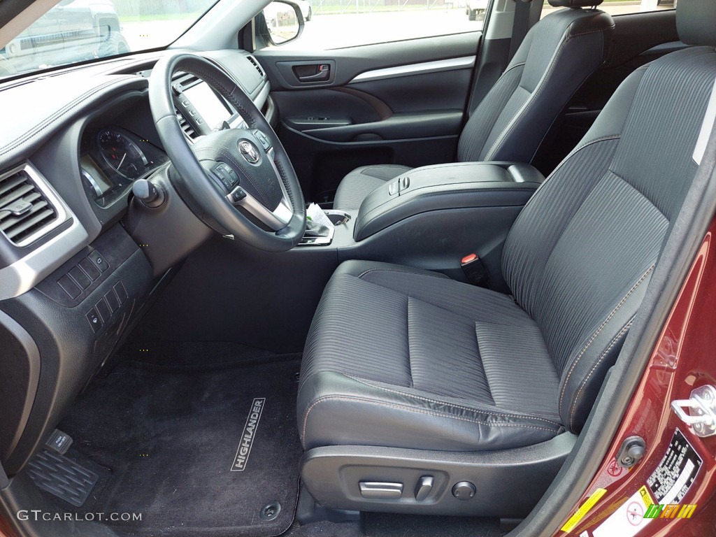 2016 Toyota Highlander LE Front Seat Photo #142104134