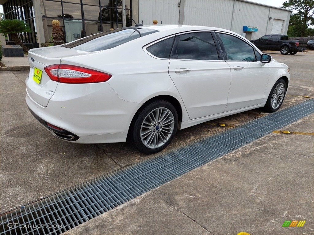 2015 Fusion SE - Oxford White / Charcoal Black photo #3