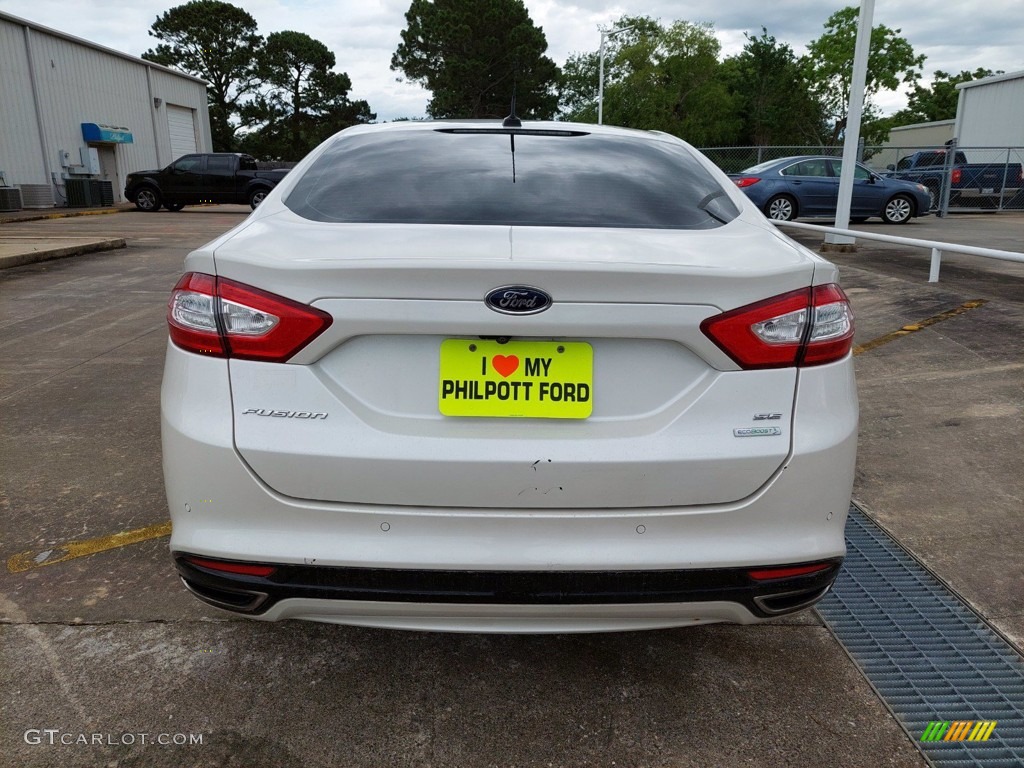 2015 Fusion SE - Oxford White / Charcoal Black photo #5
