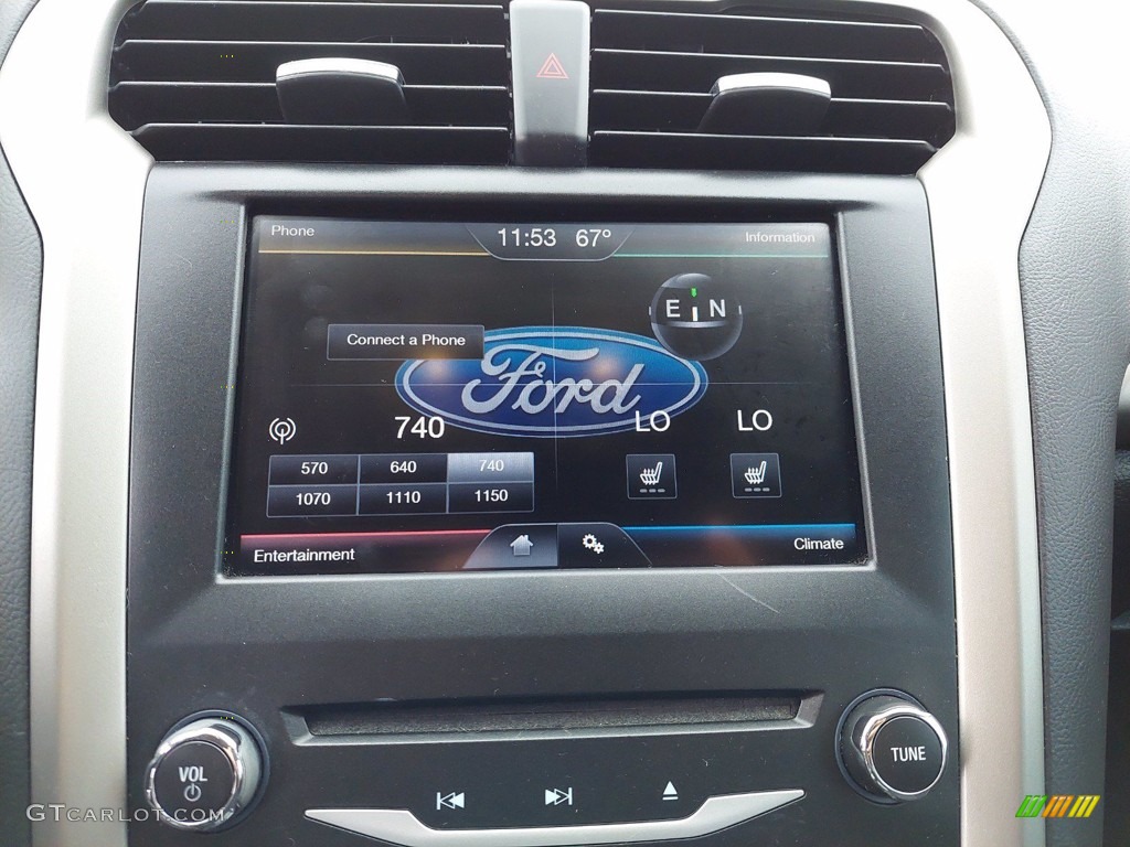 2015 Fusion SE - Oxford White / Charcoal Black photo #16