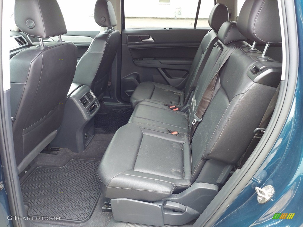2018 Volkswagen Atlas SE Rear Seat Photo #142104454
