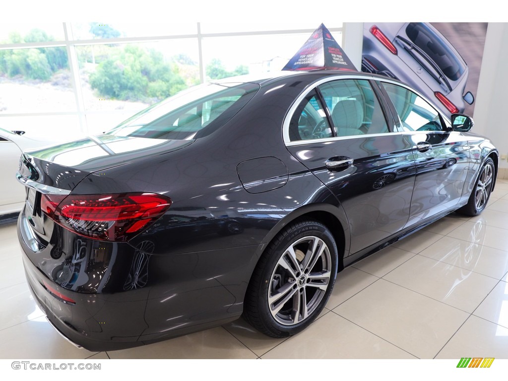 2021 E 350 Sedan - Graphite Gray Metallic / Neva Gray/Magma Gray photo #3