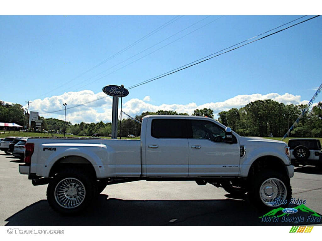 2017 F450 Super Duty Platinum Crew Cab 4x4 - White Platinum / Black/Brunello photo #6