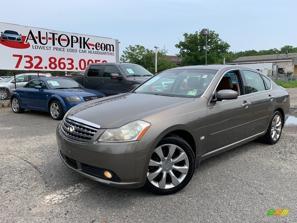 2006 M 35x Sedan - Serengeti Sand Metallic / Wheat photo #1