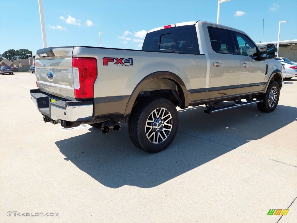 2017 F250 Super Duty Lariat Crew Cab 4x4 - White Gold / Camel photo #3