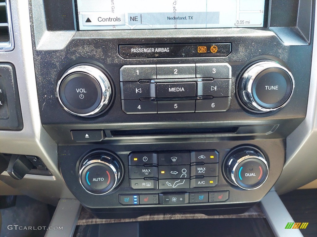 2017 F250 Super Duty Lariat Crew Cab 4x4 - White Gold / Camel photo #19