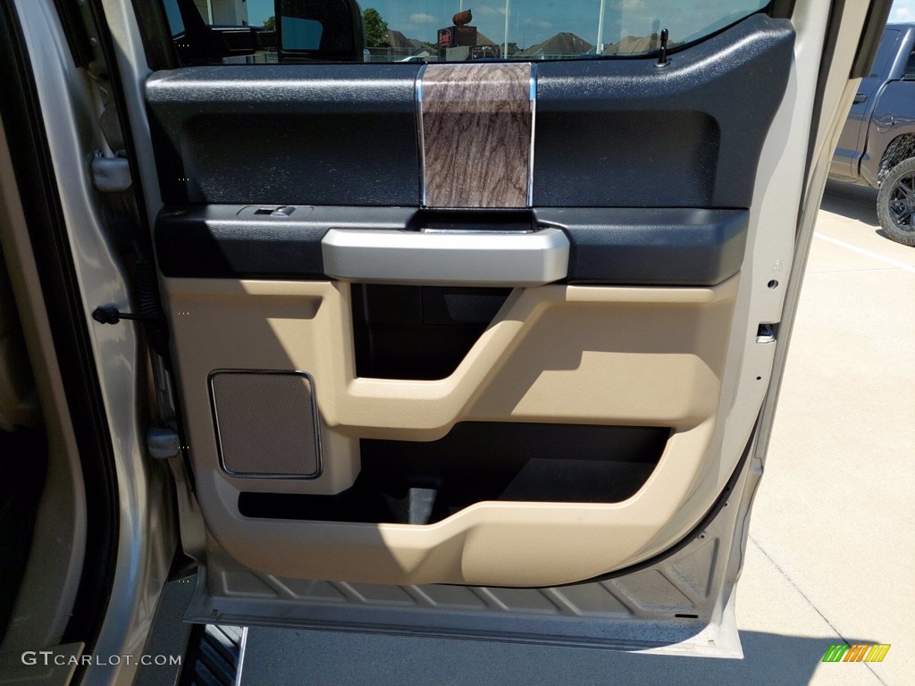 2017 F250 Super Duty Lariat Crew Cab 4x4 - White Gold / Camel photo #25