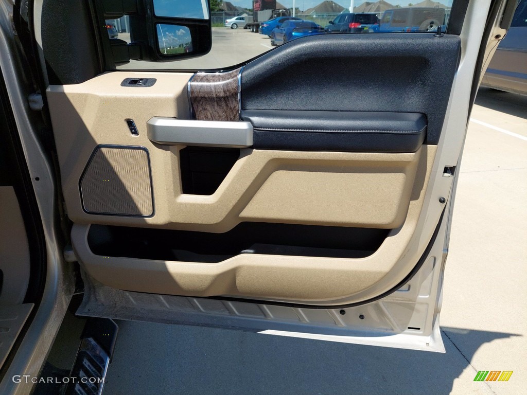 2017 F250 Super Duty Lariat Crew Cab 4x4 - White Gold / Camel photo #27