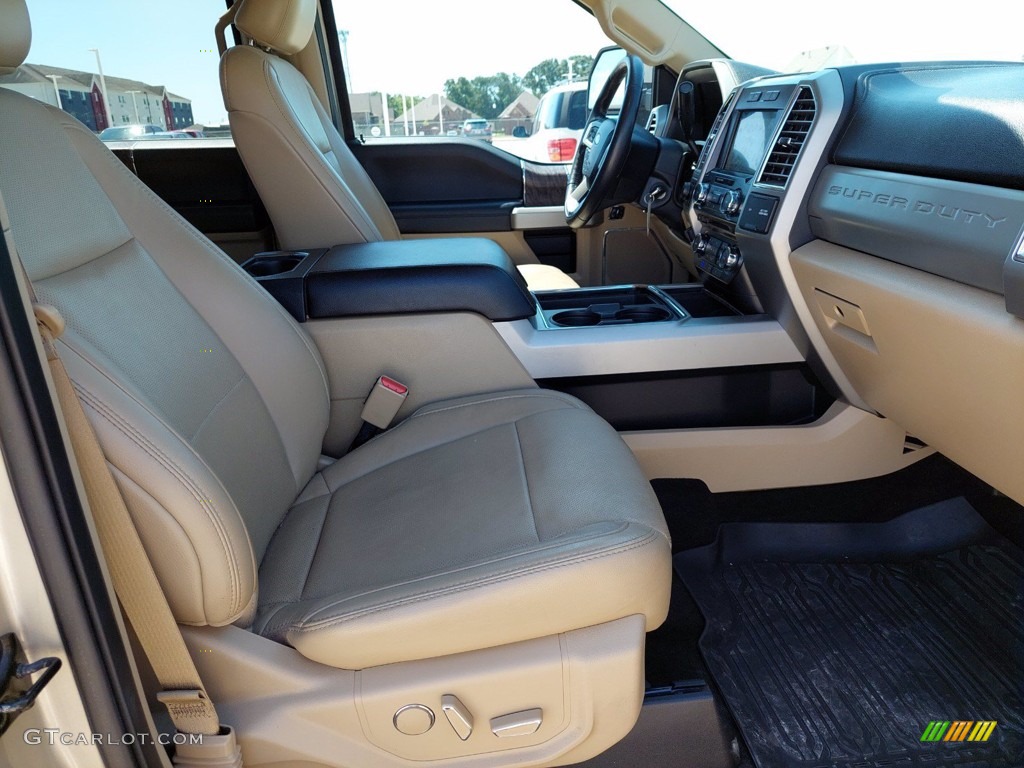 2017 F250 Super Duty Lariat Crew Cab 4x4 - White Gold / Camel photo #28