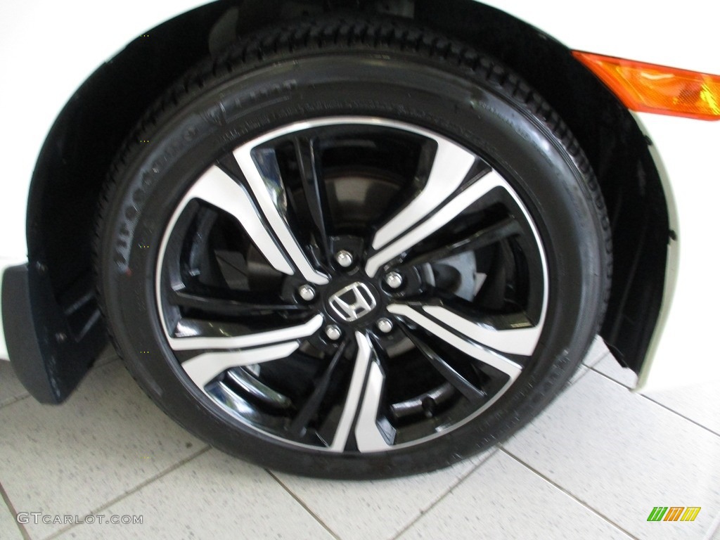 2018 Honda Civic Touring Sedan Wheel Photo #142113740