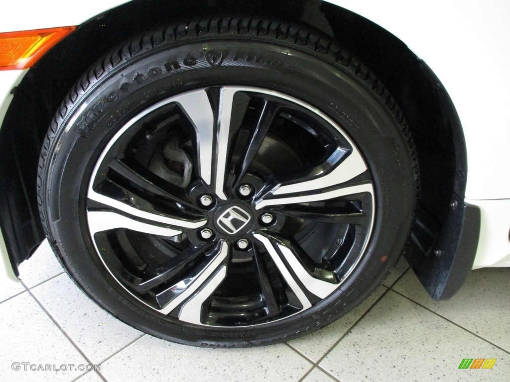 2018 Honda Civic Touring Sedan Wheel Photo #142113896