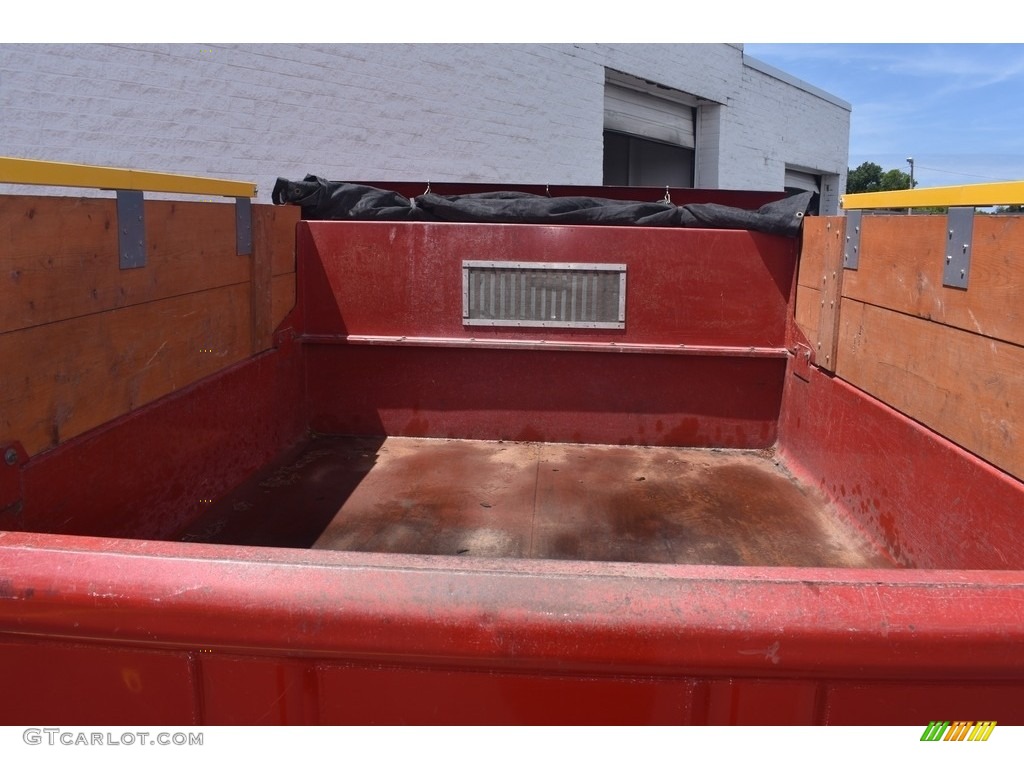 2005 Sierra 3500 Regular Cab Dually Chassis Dump Truck - Fire Red / Dark Pewter photo #9