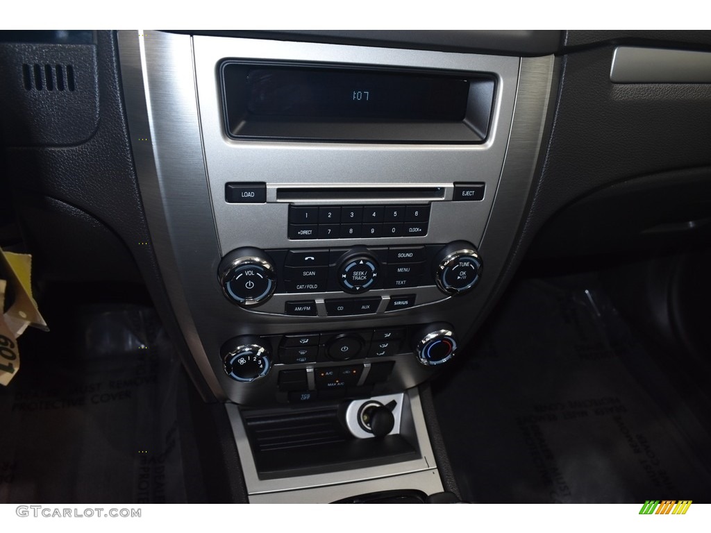 2012 Fusion SE - Blue Flame Metallic / Charcoal Black photo #13