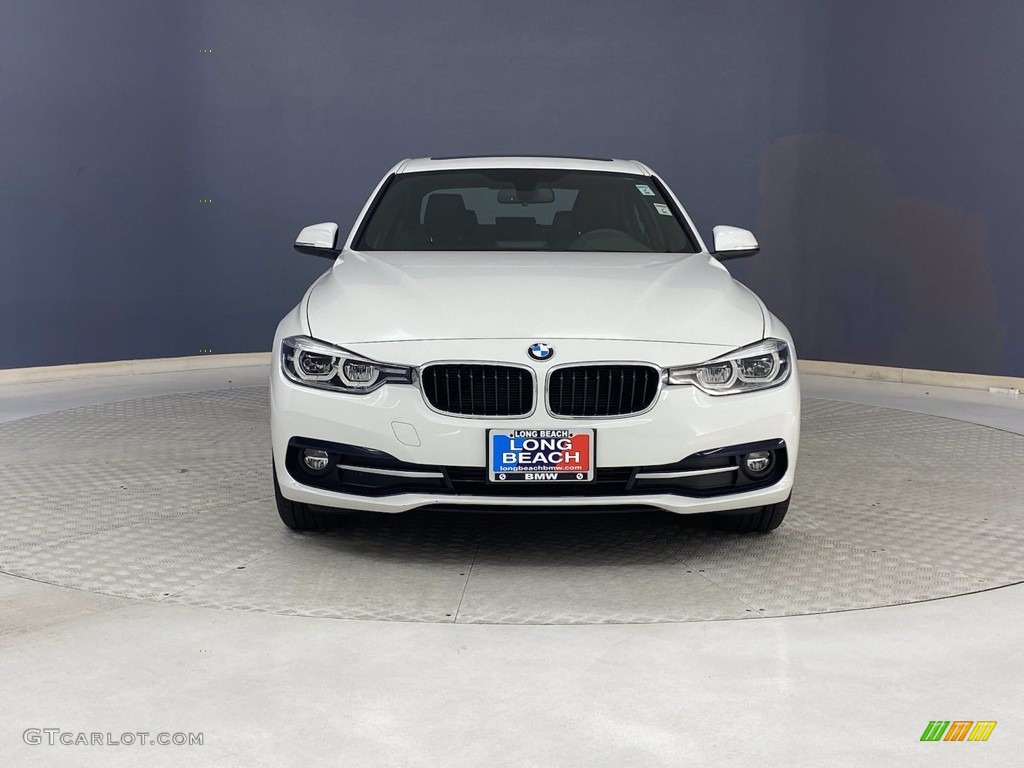 2018 3 Series 328d xDrive Sedan - Alpine White / Black photo #2