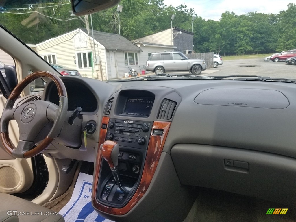 2003 RX 300 AWD - Black Onyx / Ivory photo #15