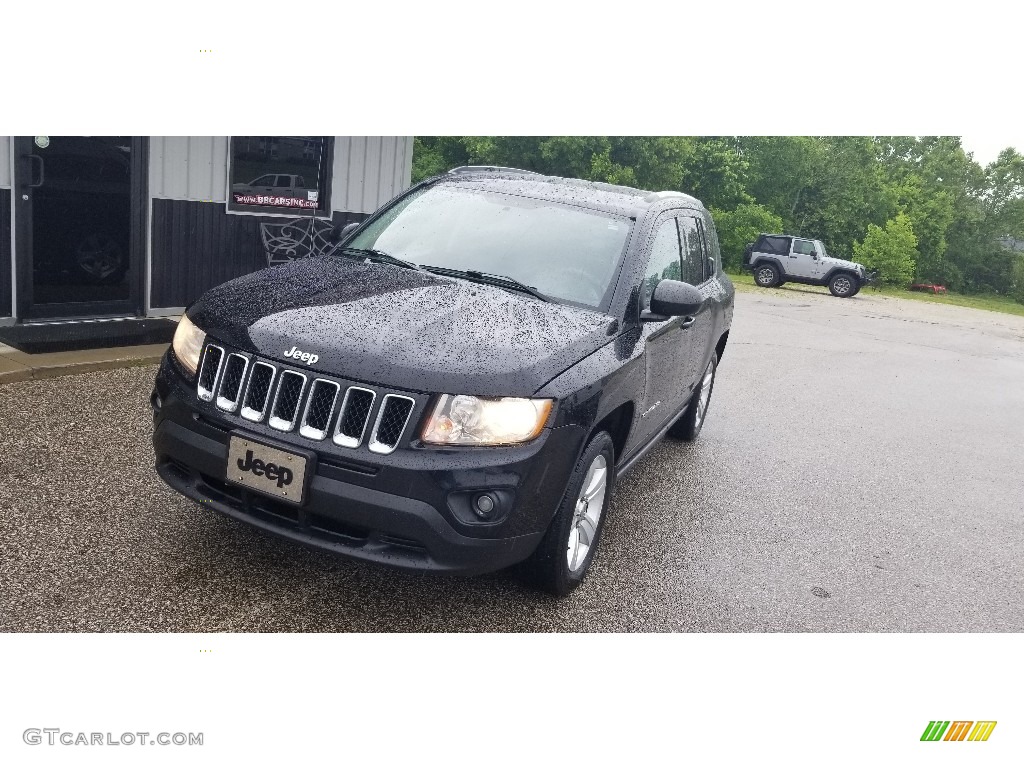 2012 Compass Sport 4x4 - Black / Dark Slate Gray/Light Pebble Beige photo #8