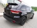 2019 Midnight Black Metallic Toyota Highlander SE AWD  photo #15