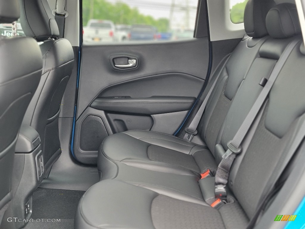 2021 Compass Latitude 4x4 - Laser Blue Pearl / Black photo #6