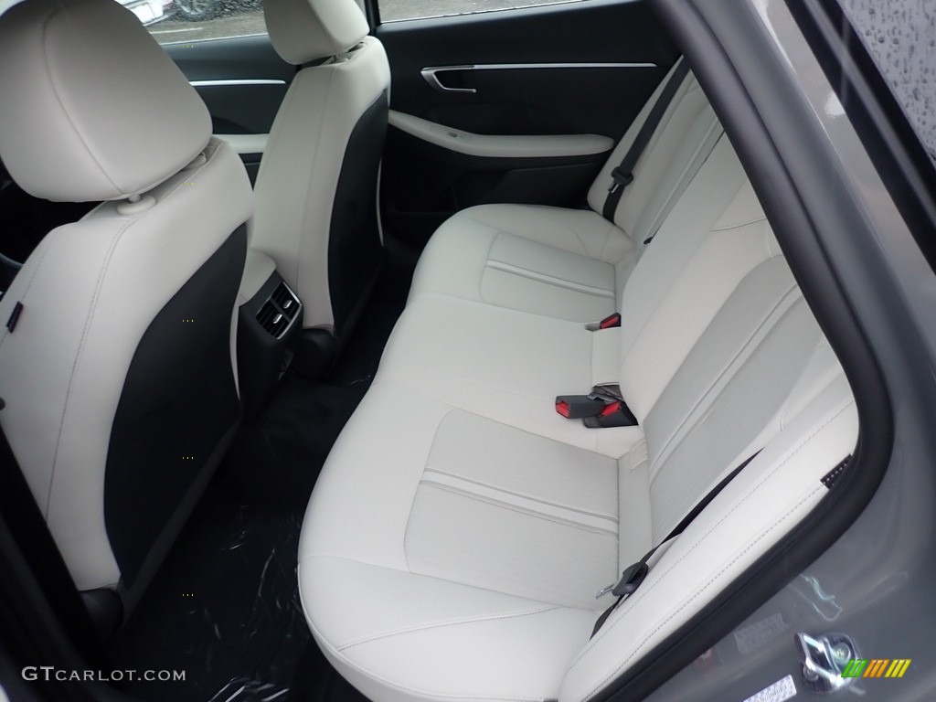 2021 Hyundai Sonata SEL Hybrid Rear Seat Photo #142123554