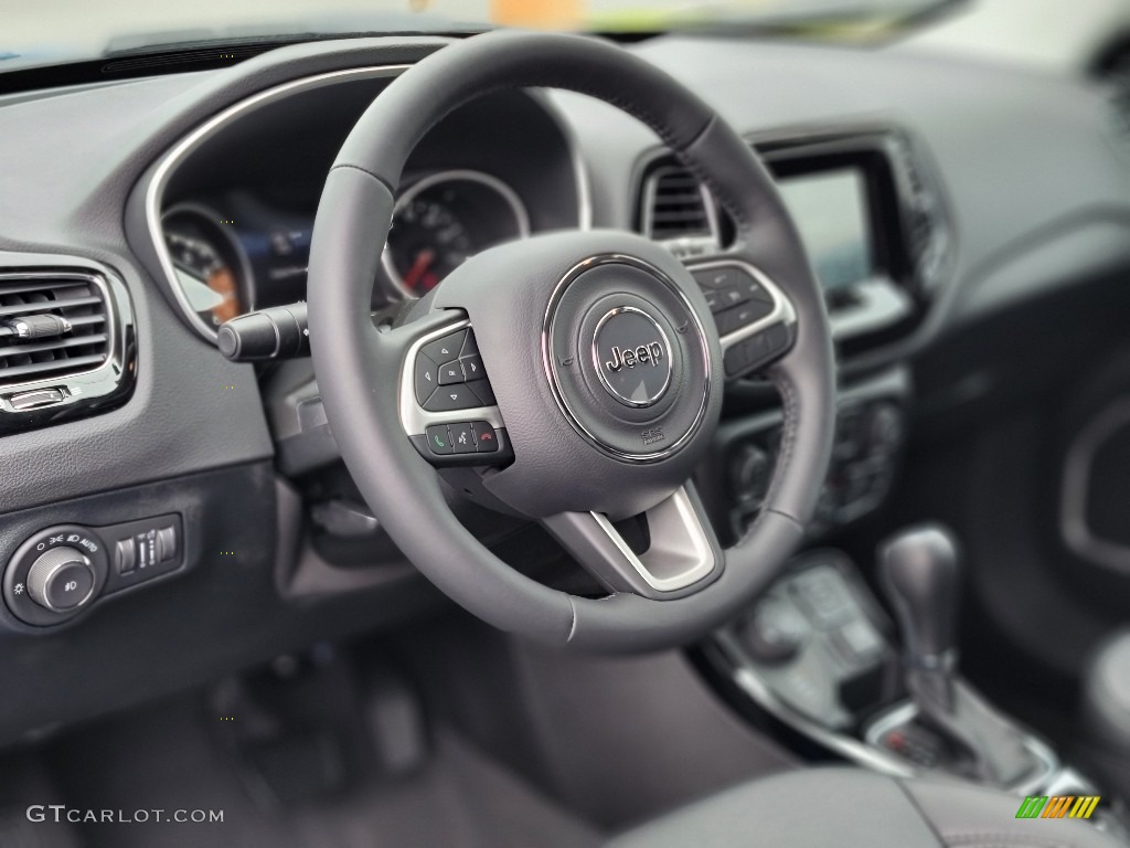 2021 Compass Latitude 4x4 - Laser Blue Pearl / Black photo #9