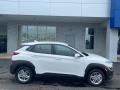 Lunar White - Kona SE AWD Photo No. 2