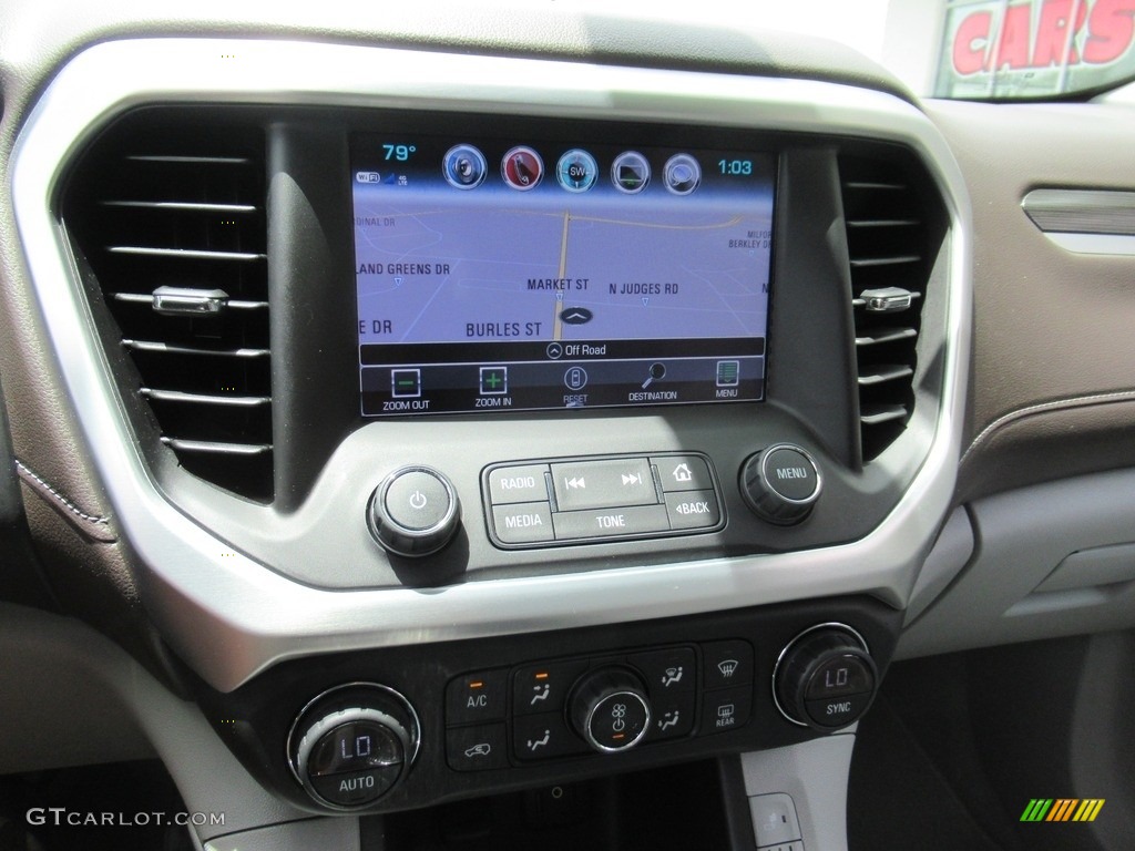 2017 GMC Acadia SLT Controls Photo #142124490
