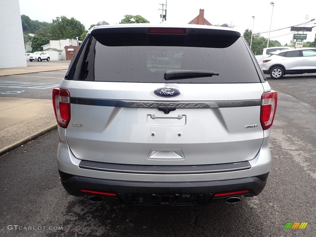 2019 Explorer XLT 4WD - Ingot Silver / Medium Black photo #4