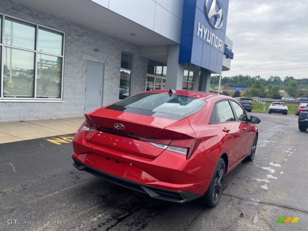 2021 Elantra SEL - Calypso Red / Black photo #3
